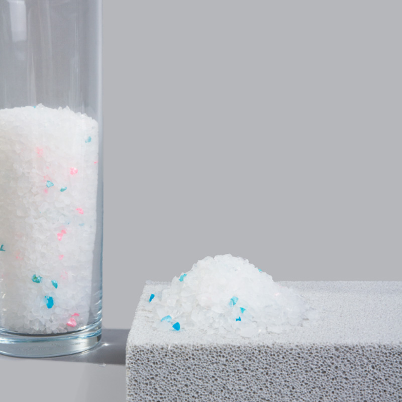 An Treoir Deiridh maidir le Bruscar Cat Criostail: Sochair, Úsáid agus Leideanna Cothabhála